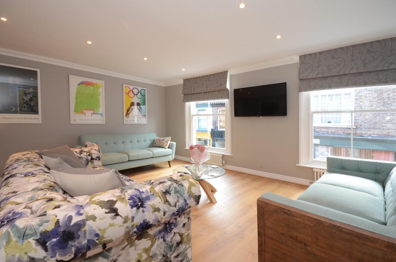 Fossgate Luxury Duplex City Centre Apartment With Free Parking York Bagian luar foto